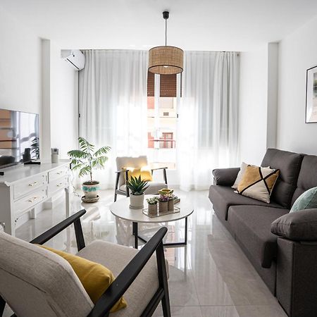 Apartment Center Soho Deluxe مالقة المظهر الخارجي الصورة