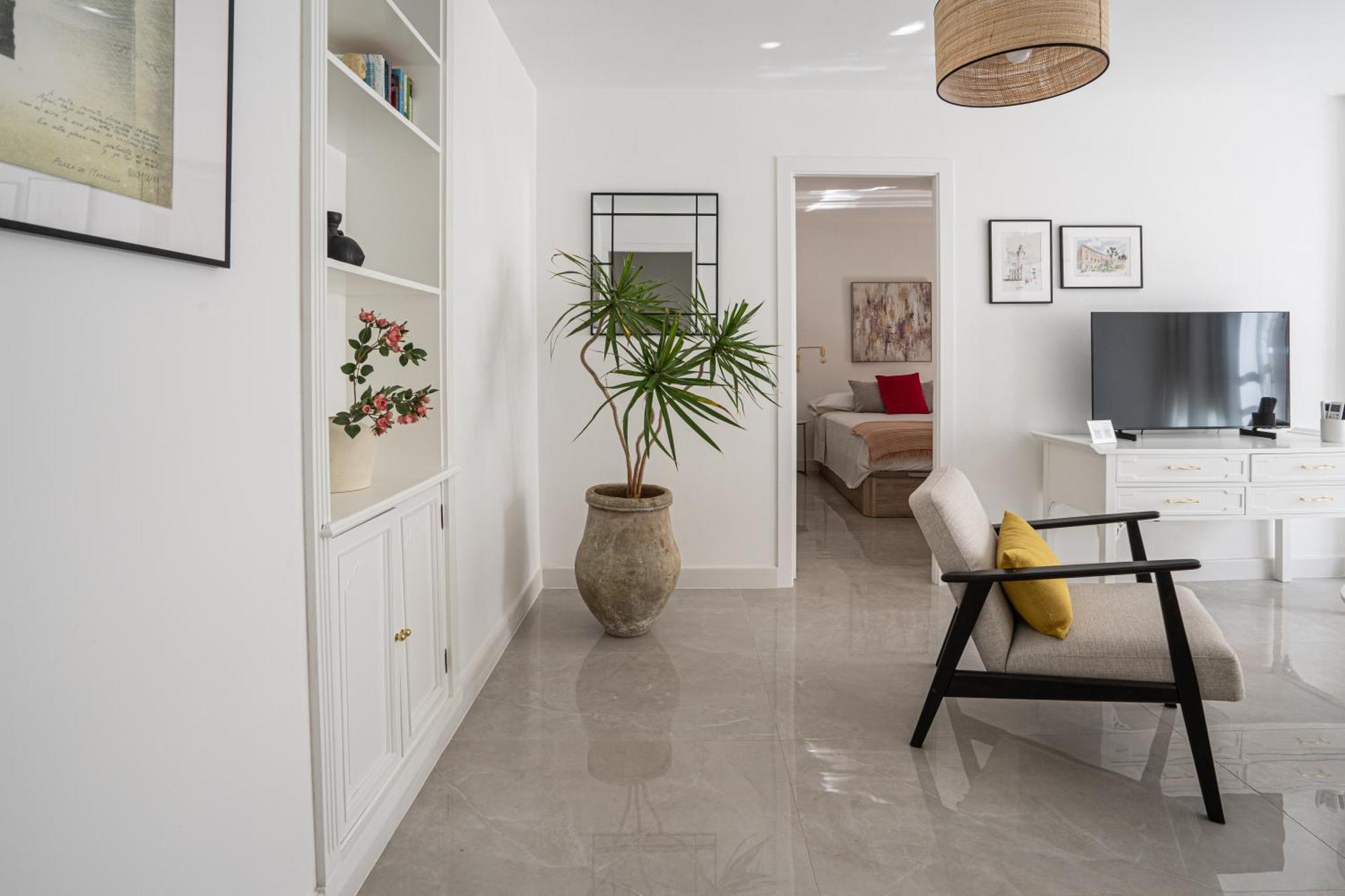 Apartment Center Soho Deluxe مالقة المظهر الخارجي الصورة