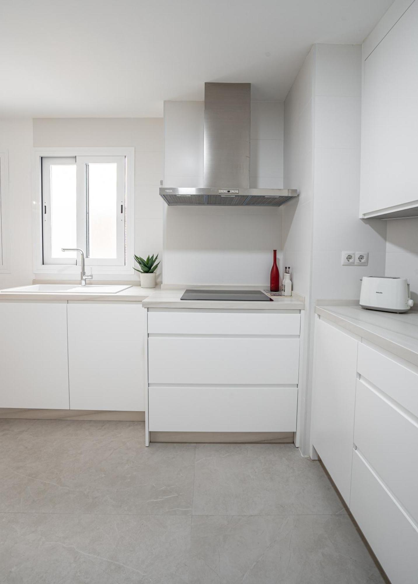 Apartment Center Soho Deluxe مالقة المظهر الخارجي الصورة