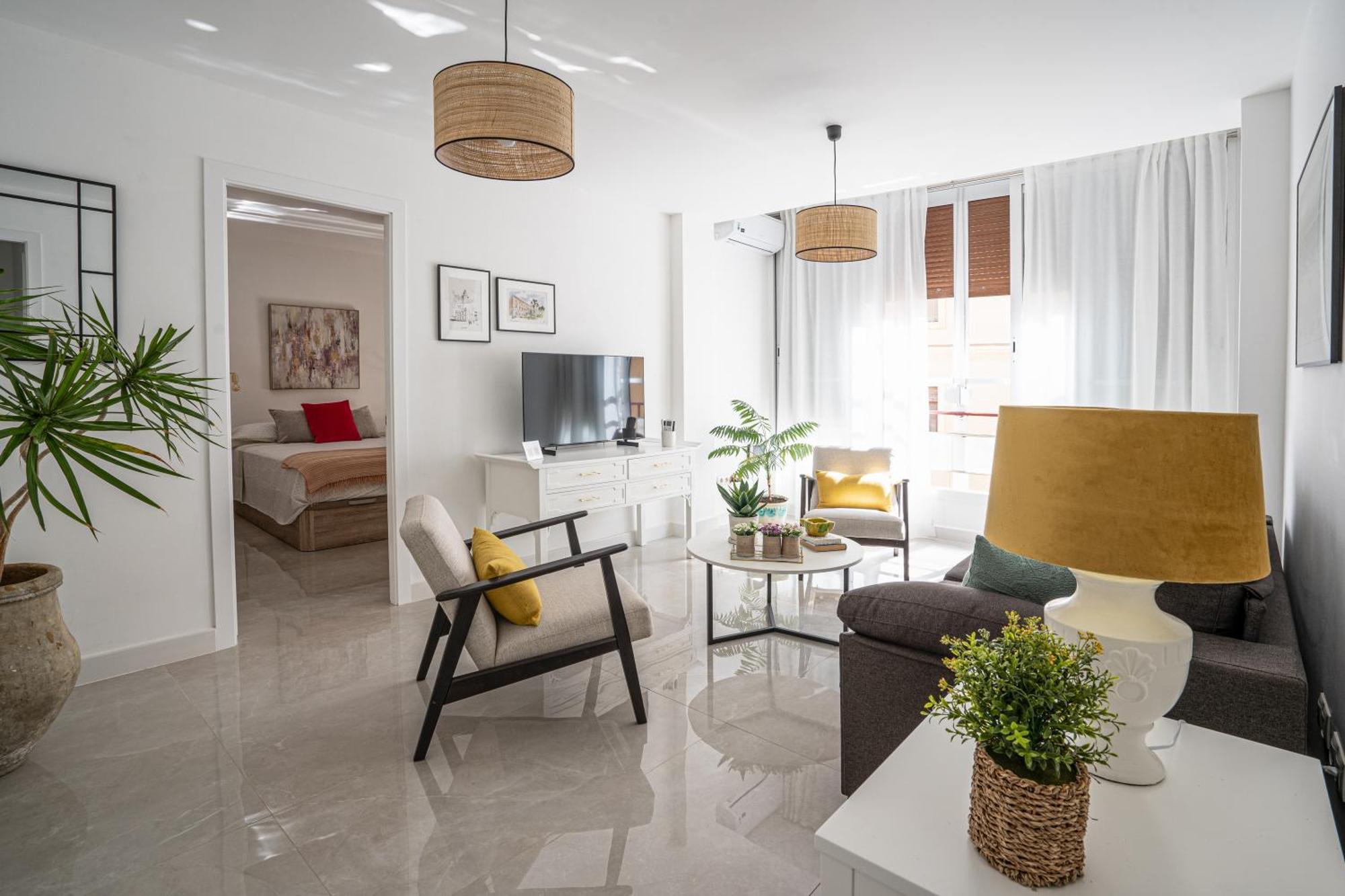Apartment Center Soho Deluxe مالقة المظهر الخارجي الصورة